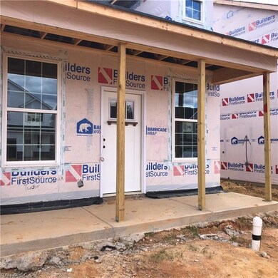 2336 Campbell Loop unit 31 AB, Burlington, NC 27215 - photo 2