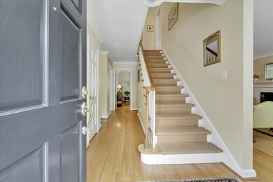 06-3241 Somerset St SW_06