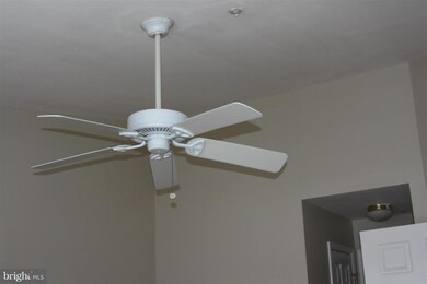 20014 Gateshead Cir, Germantown, MD 20876 - photo 7