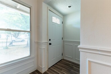 954 Ralph St, Grand Prairie, TX 75051 - photo 3