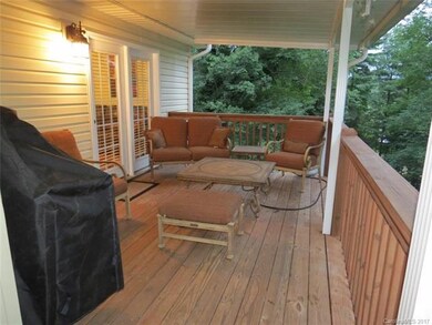 10 Saint Marys Ln, Asheville, NC 28803 - photo 6