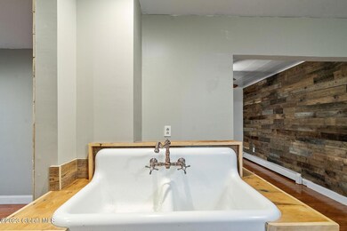 2504 Augustine Ave, Schenectady, NY 12306 - photo 6