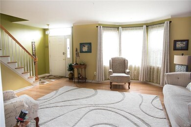 222 Ridings Cir, Macungie, PA 18062 - photo 2