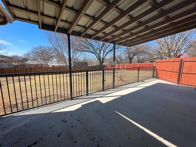 1500 S Hatcher St, Decatur, TX 76234 - photo 4