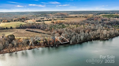 6072 Lookout Heights Dr, Claremont, NC 28610 - photo 5