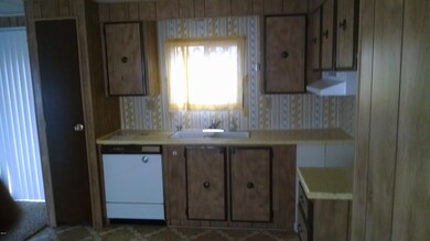 474 A V kitchen 1
