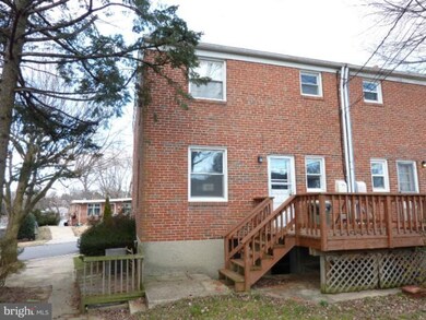 1313 Glenmont Rd, Baltimore, MD 21239 - photo 2
