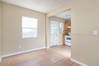 549 Nightingale Rd, Jacksonville, FL 32216 - photo 7