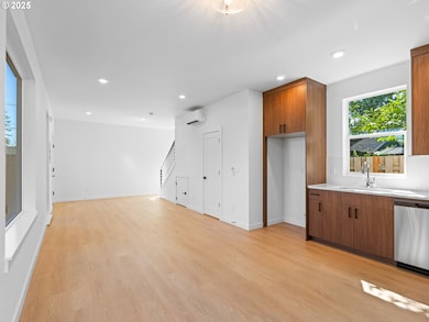 5305 SE Malden St unit 2, Portland, OR 97206 - photo 6