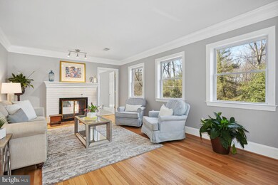 3315 Highland Ln, Fairfax, VA 22031 - photo 3