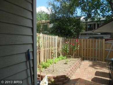 2229 Monaghan Dr, Herndon, VA 20170 - photo 2