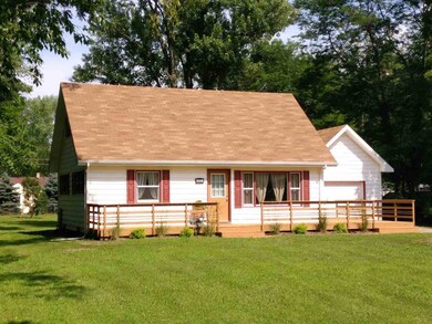 5431 S Driftwood Dr, Janesville, WI 53546 - photo 3