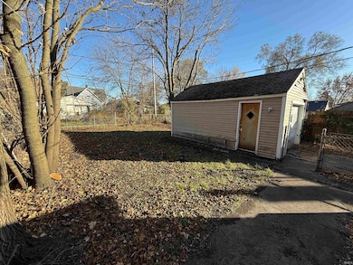 208 S Bendix Dr, South Bend, IN 46619 - photo 5