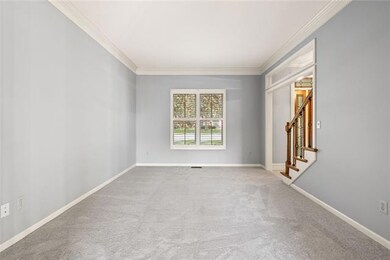 5813 Oakview St, Shawnee, KS 66216 - photo 4