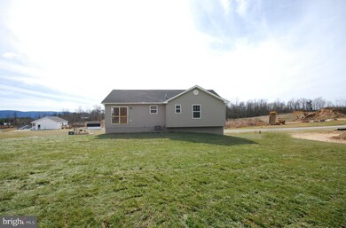 178 Kaleigh Dr, Maurertown, VA 22644 - photo 4