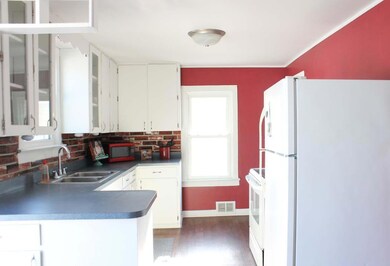 KITCHEN<|><|>