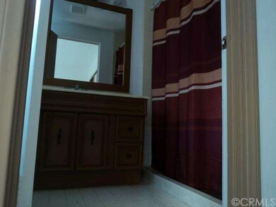BIG BATHROOM IN BEDROOM #1