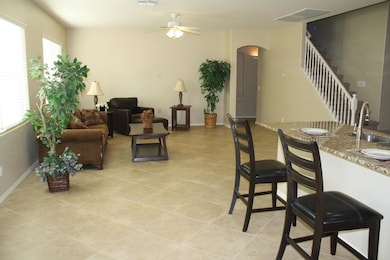 18047 Family Kitchen