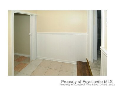 833 Montclair Rd, Fayetteville, NC 28314 - photo 5
