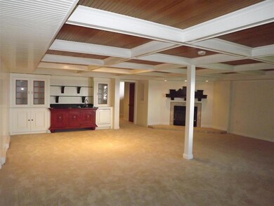 Family Room (1)