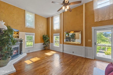 1005 Old Snapps Ferry Rd, Chuckey, TN 37641 - photo 2