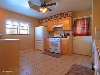 15366 Sandrock Dr, Lake Hughes, CA 93532 - photo 7