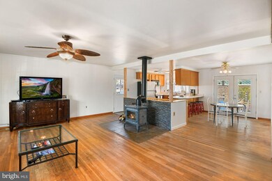 255 Elkton S, Laurel, MD 20724 - photo 6