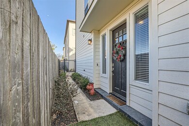 880 Wakefield Dr unit A, Houston, TX 77018 - photo 4