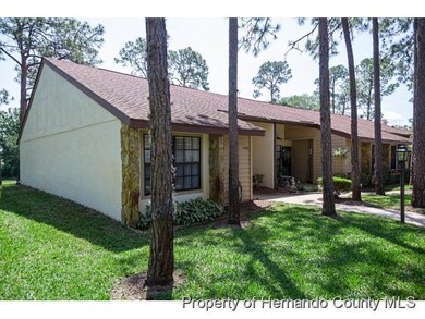 2066 Woodcutter Ct, Spring Hill, FL 34606 - photo 3