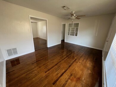 1906 Mercedes Rd, Denton, TX 76205 - photo 6