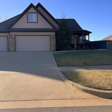 11240 NW 102nd St, Yukon, OK 73099 - photo 2