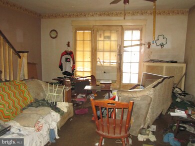 143 Wayne Ave, Darby, PA 19023 - photo 5