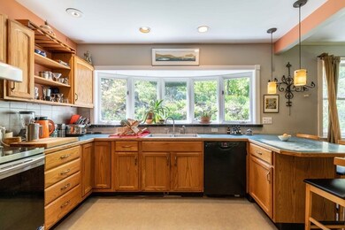 23 Amherst Rd, Pelham, MA 01002 - photo 2