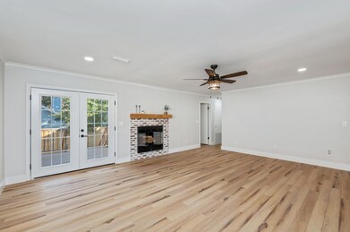 72A 6th St-03