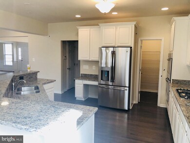 1270 Fairwood Dr, Huntingtown, MD 20639 - photo 3