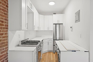 145 W 80th St unit 4R, New York, NY 10024 - photo 4