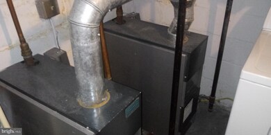 901 Elm Ridge Ave, Baltimore, MD 21229 - photo 3