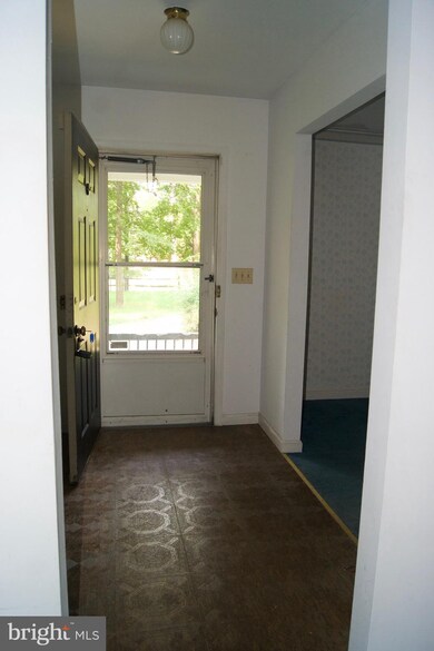 6701 Glenn Dale Rd, Glenn Dale, MD 20769 - photo 7