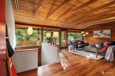 9200 SE 68th St, Mercer Island, WA 98040 - photo 6