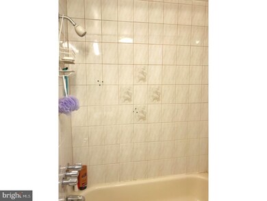 2051 Mountain St, Philadelphia, PA 19145 - photo 6