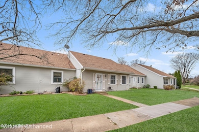 24 Calle de Elvira unit B, Freehold, NJ 07728 - photo 2