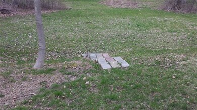 3 Queens Way, Waterville, ME 04901 - photo 4