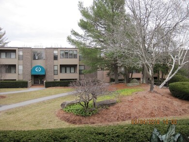 52 Shrewsbury Green Dr unit G, Shrewsbury, MA 01545 - photo 2