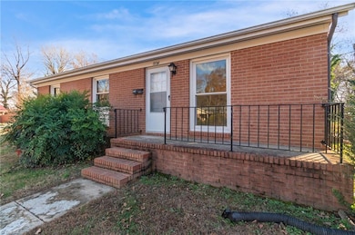 1884 Deborah Ln, Winston Salem, NC 27103 - photo 2