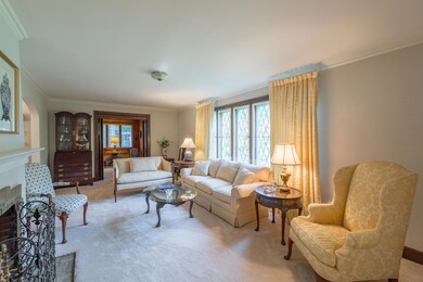 1784 guilford living rm4