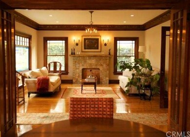 1950 S Victoria Ave, Los Angeles, CA 90016 - photo 2