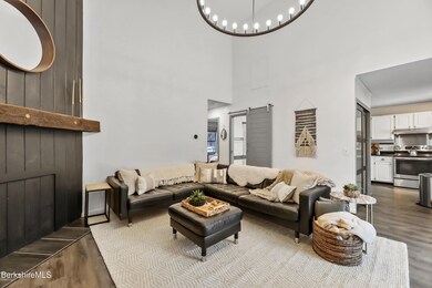 20 Living Room
