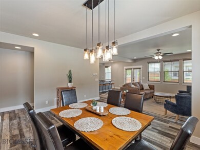 Dining Area looking into Livingroom