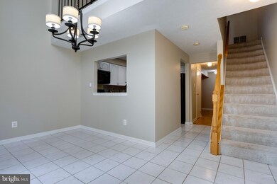 13951 Big Yankee Ln, Centreville, VA 20121 - photo 2