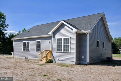 215 Hanley St, Harrington, DE 19952 - photo 6